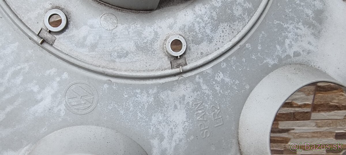 Predám orginal VW Puklice r16 - 4