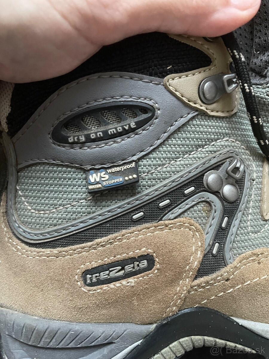 Turisticke topanky - 4