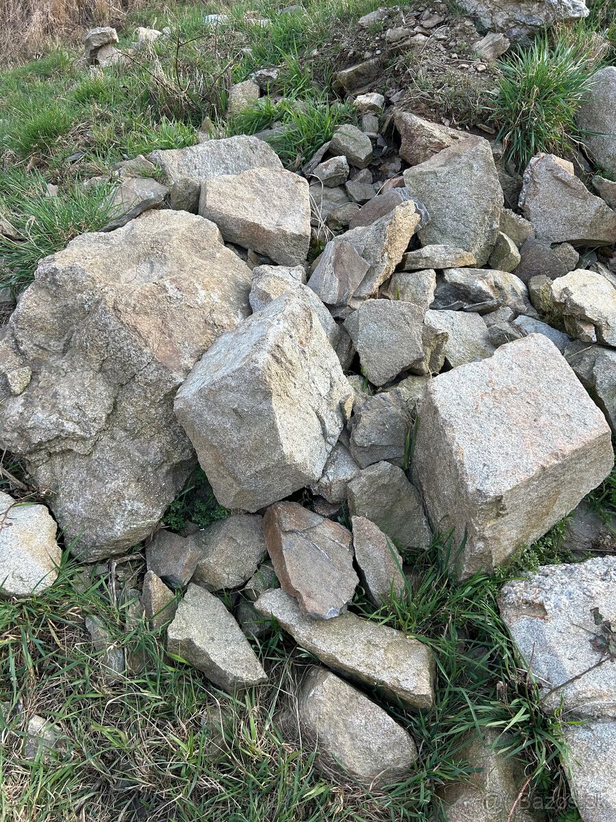 Darujem okrasné kamene - 4