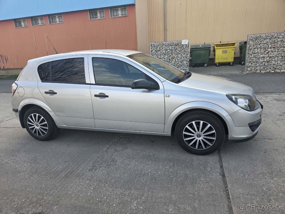 Opel Astra H 1.4 16v, 60kw - 4