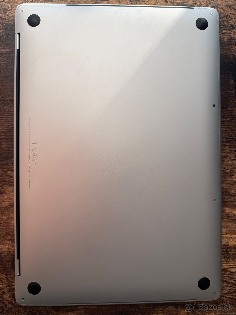 MacBook Pro 15" A1707 mid 2017 Silver - 4