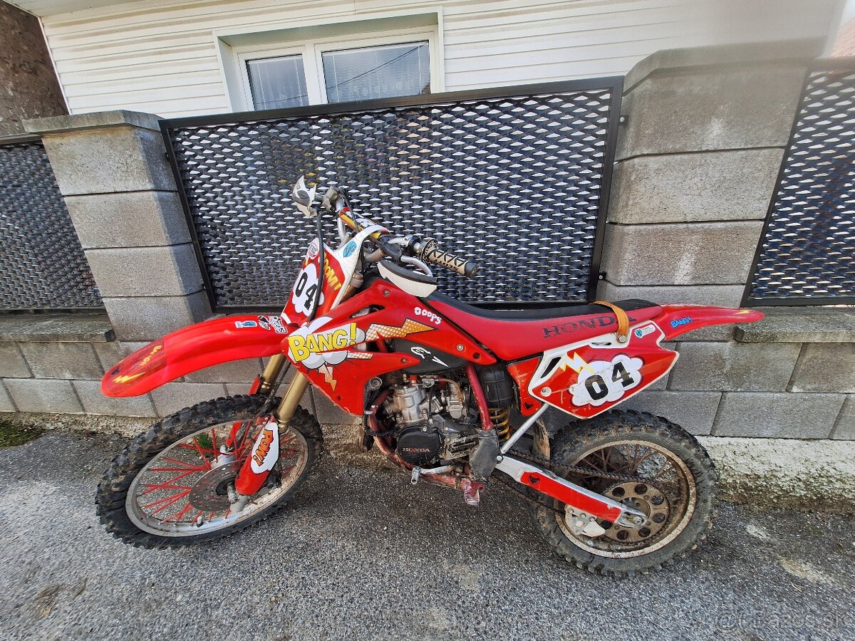Predám túto hondu cr 85 r.v 2005
