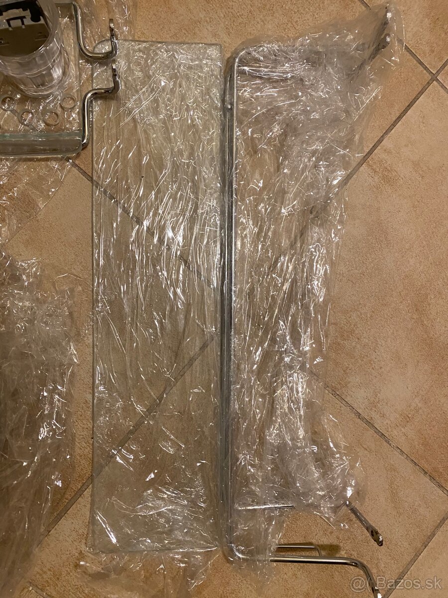 Doplnky do kúpeľne a WC - 4