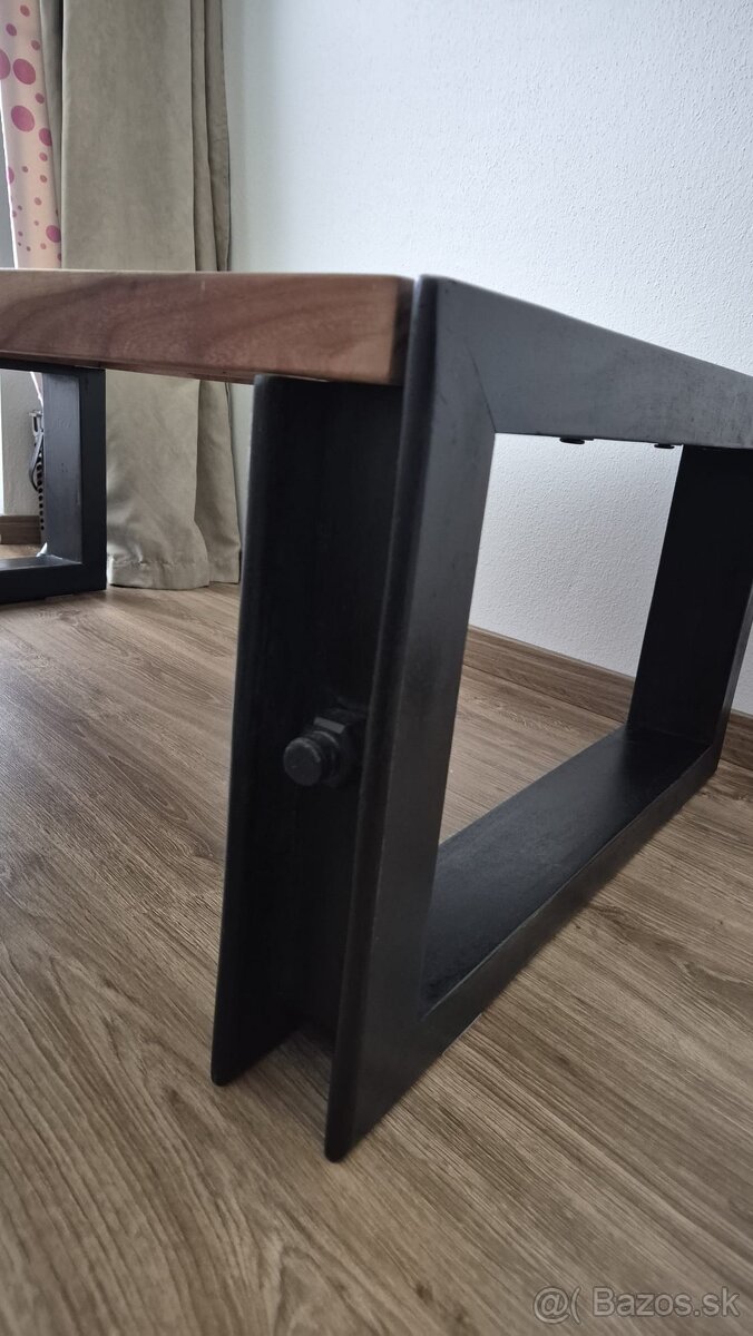 Masivny konferencny stol - 4