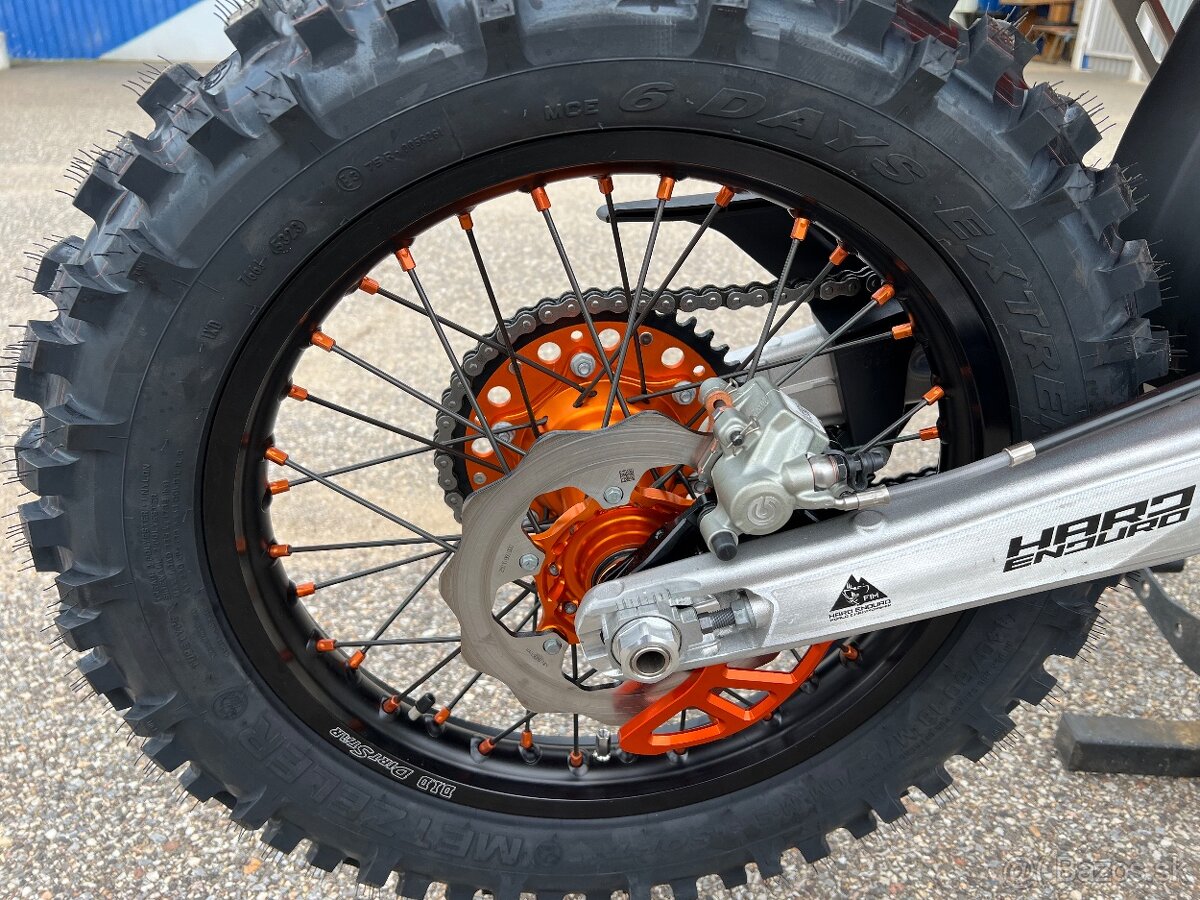 KTM EXC300 Hard Enduro 2025