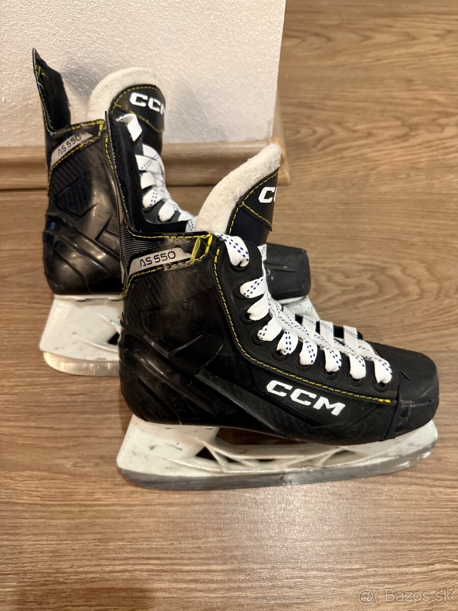 Detské hokejové korčule CCM veľkosť 35 - 4