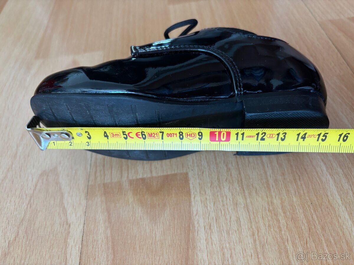 Chlapčenské lakovky 23 - 4