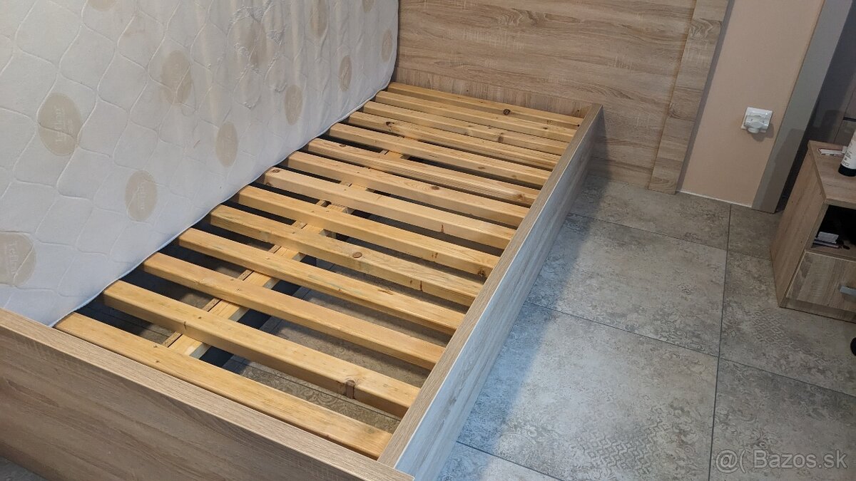 veľká manželská posteľ - 4