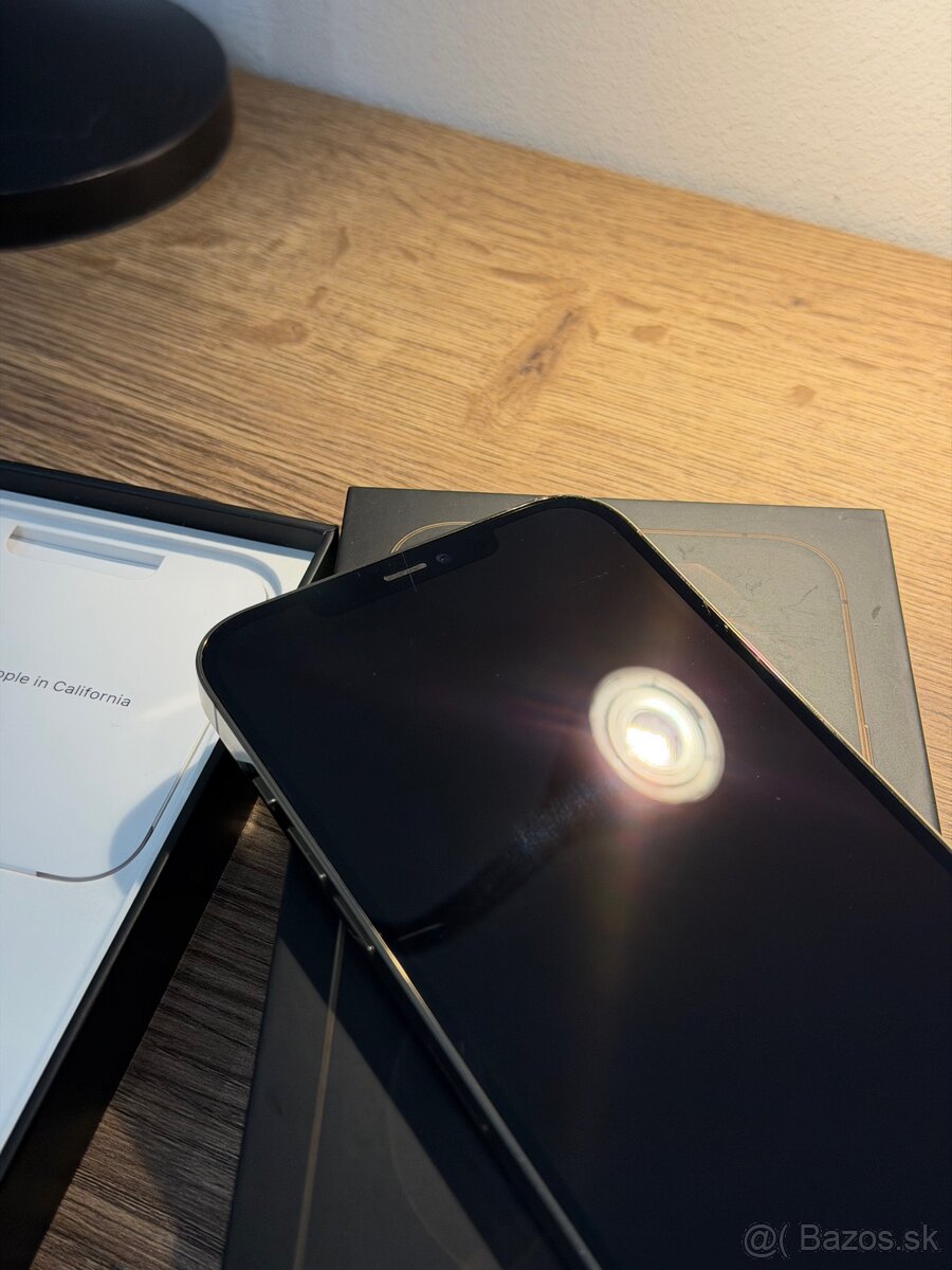 iPhone 12 Pro Max Gold - 4