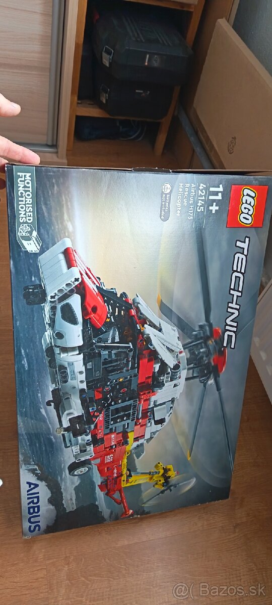 Lego technik 42145 helikoptera Airbus - 4