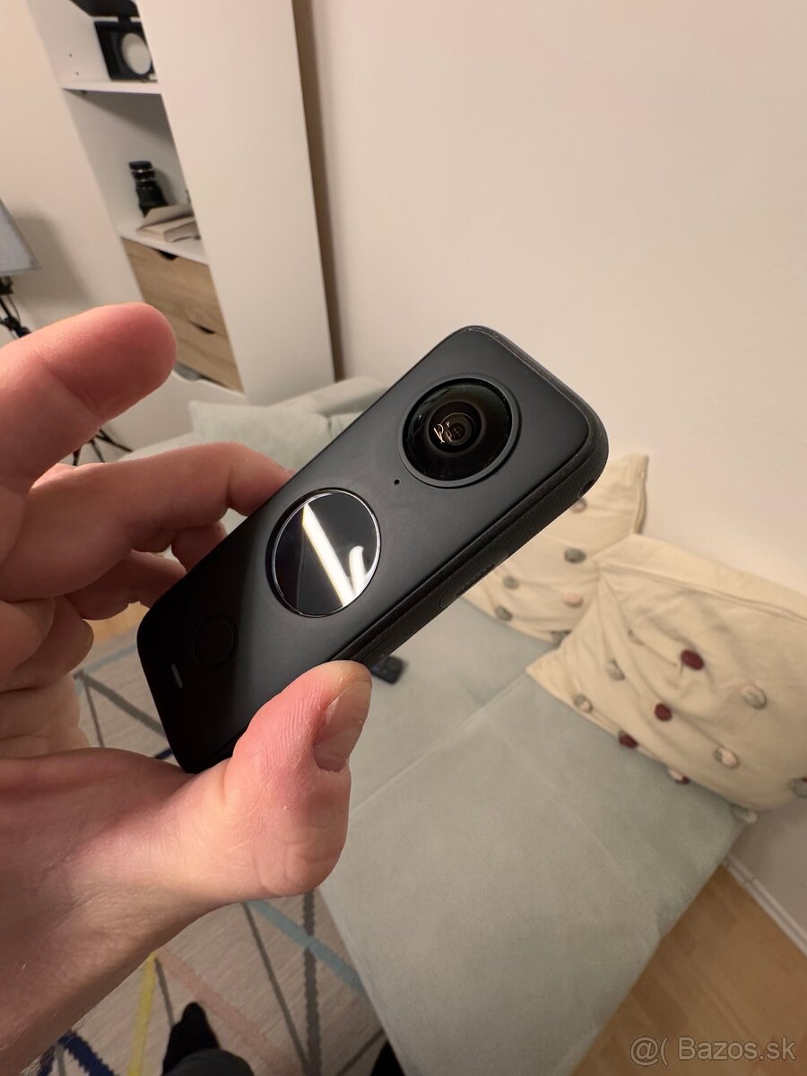 Insta360 X2 - 4