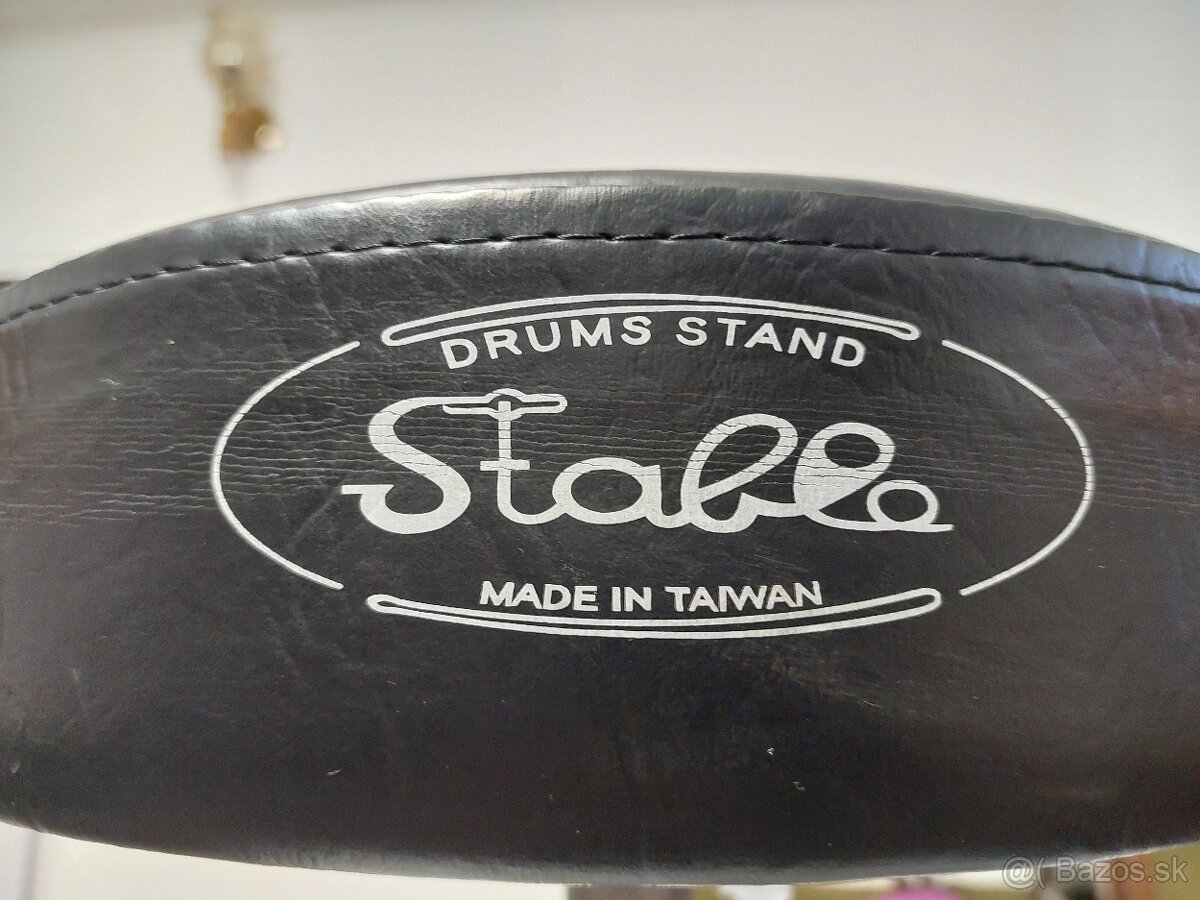 Vianočné upratovanie stolička STABLE - 4