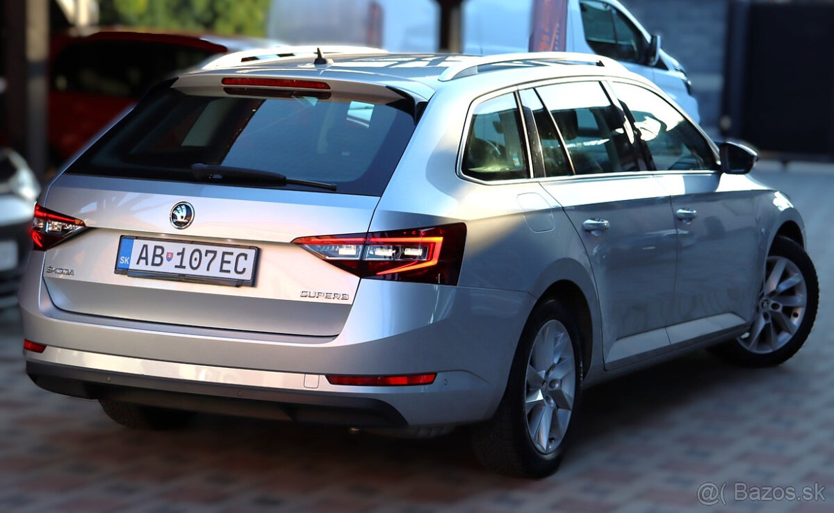 Superb Combi 1.5 TSI/Benzín Style DSG7 - 4