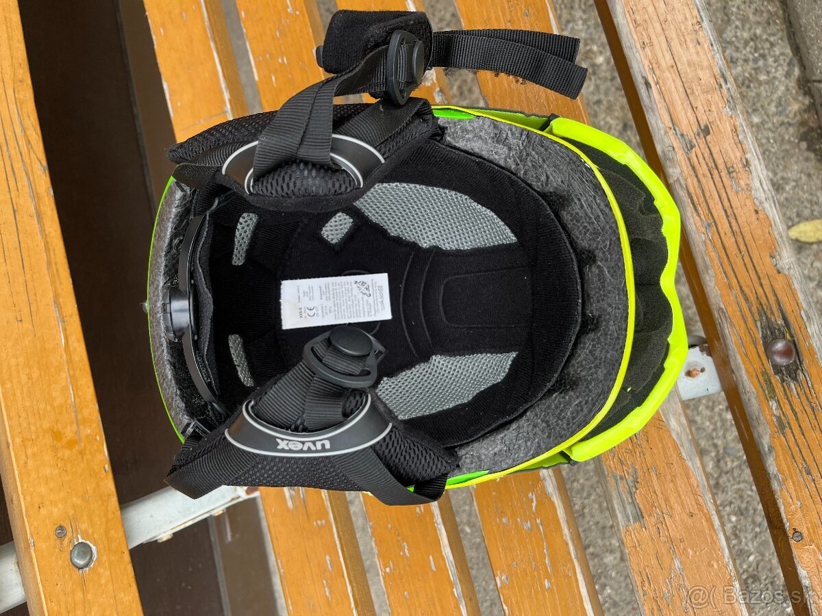 Detská lyžiarska prilba s okuliarmi - 4