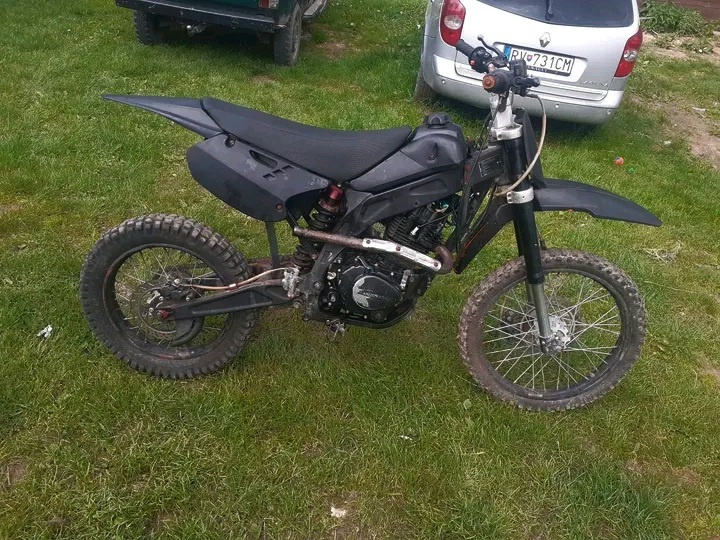 250