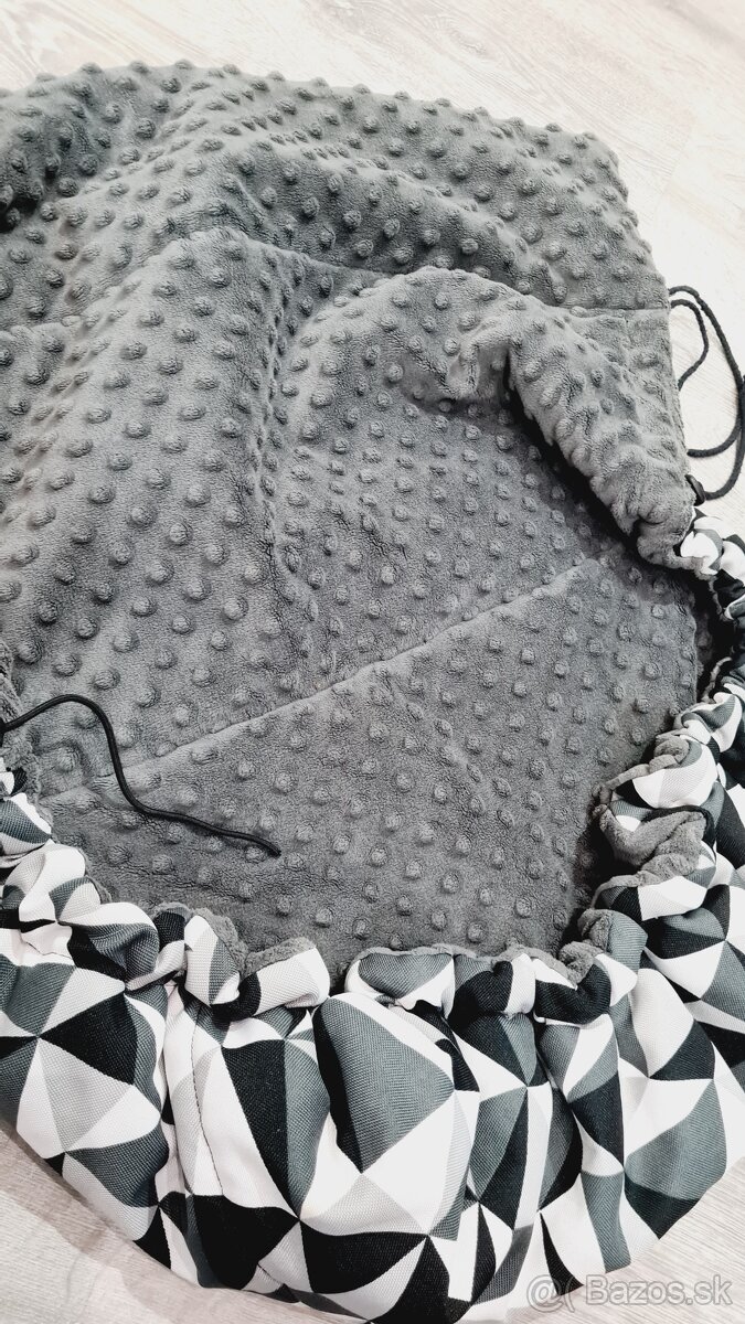 Predám obojstranný uni handmade fusak - nánožník + kožušinka - 4