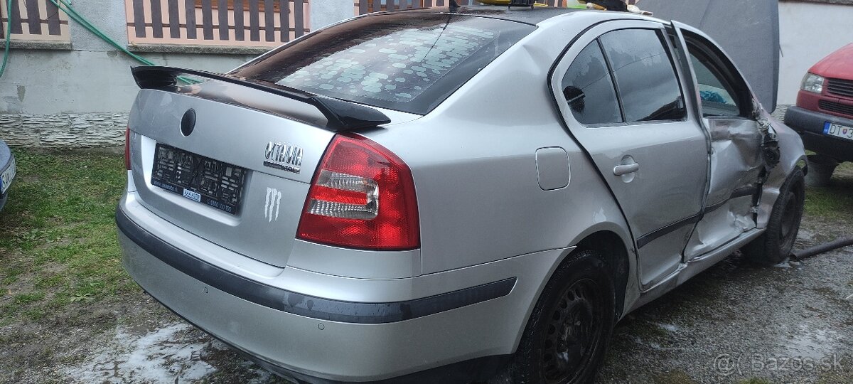 Rozpredám Škodu Octavia 2 sedan - 4