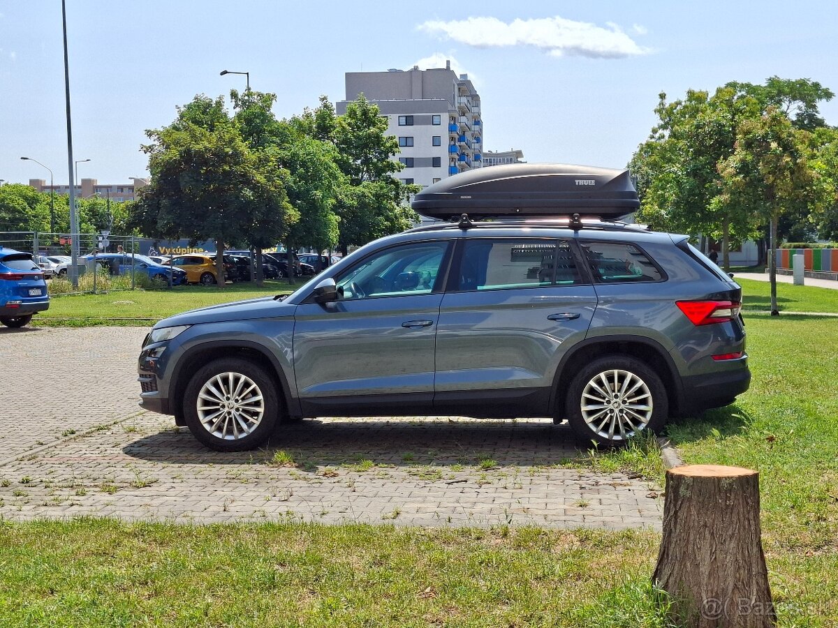 Stresny box Thule Pacific 200 sedy - 4