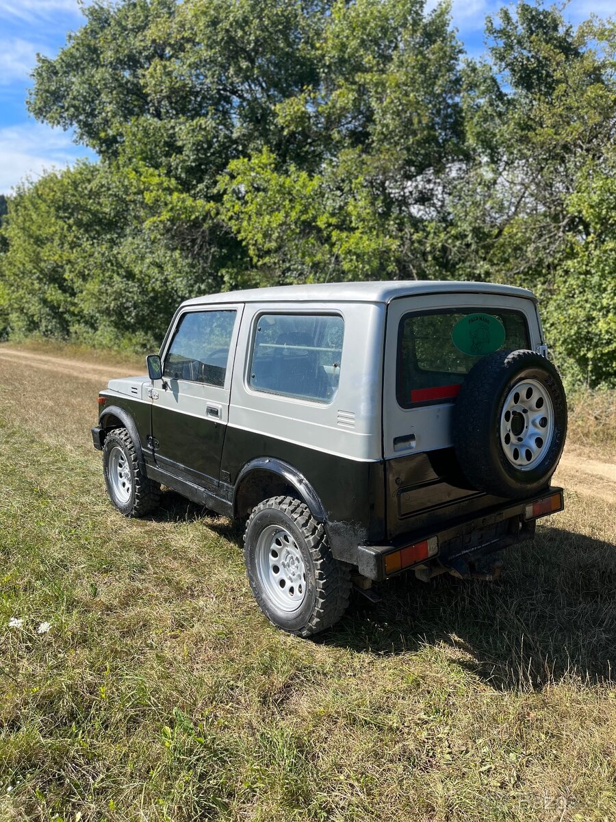 Suzuki Samurai 1.0 SJ410 - 4