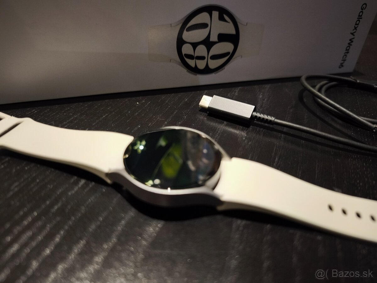 Inteligentné hodinky Samsung Galaxy Watch6 40mm zlaté - 4