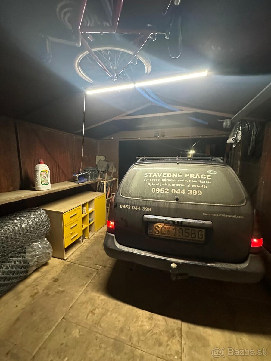 Plechová Garáž - 4