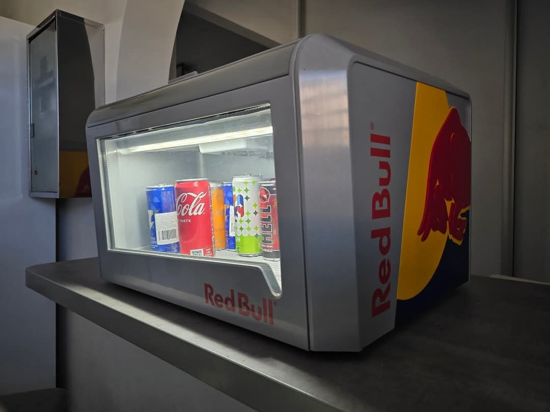 Red Bull chladnicka - 4