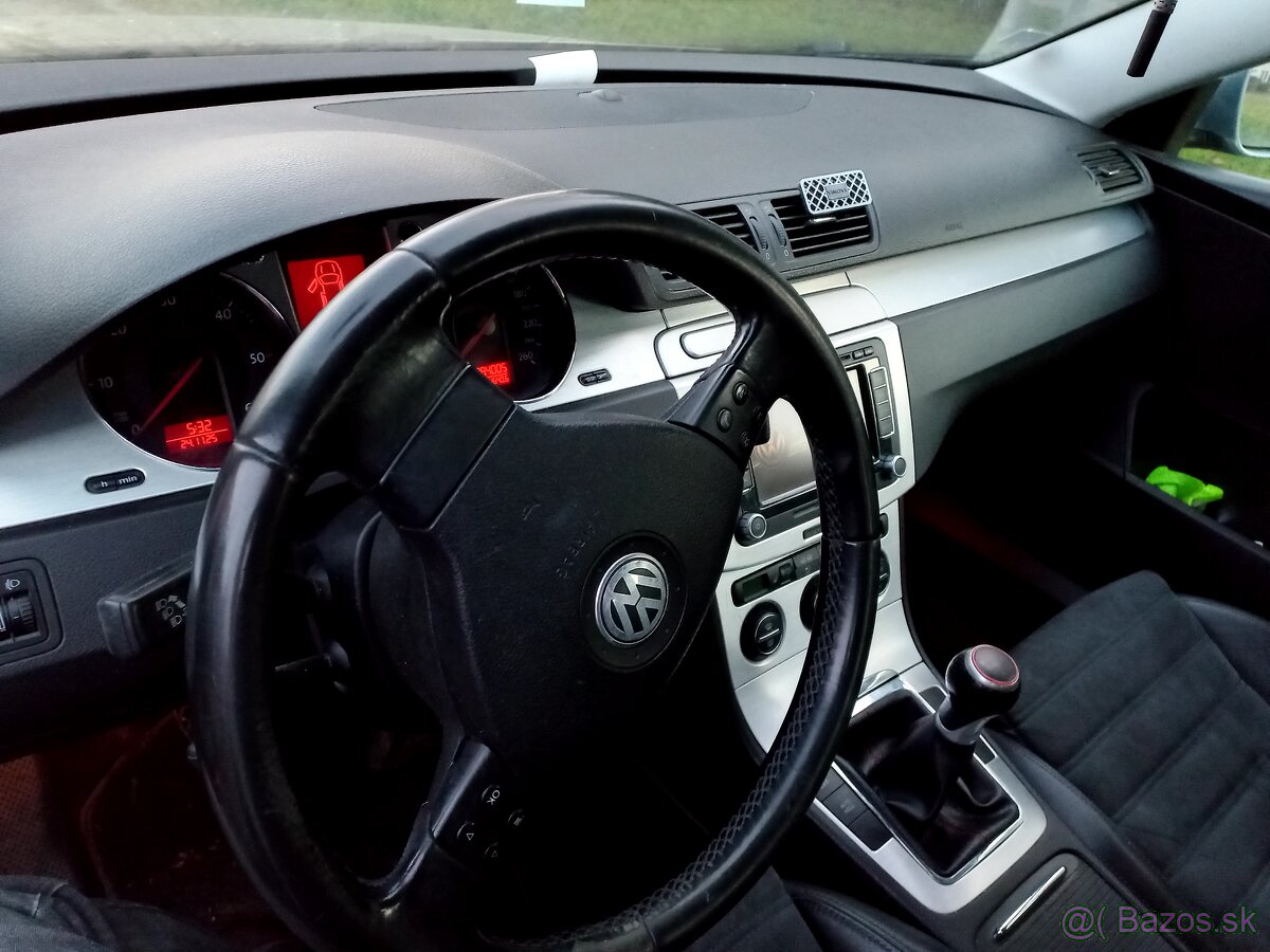 Predám VW Passat b6 2.0 TDi/2008 - 4