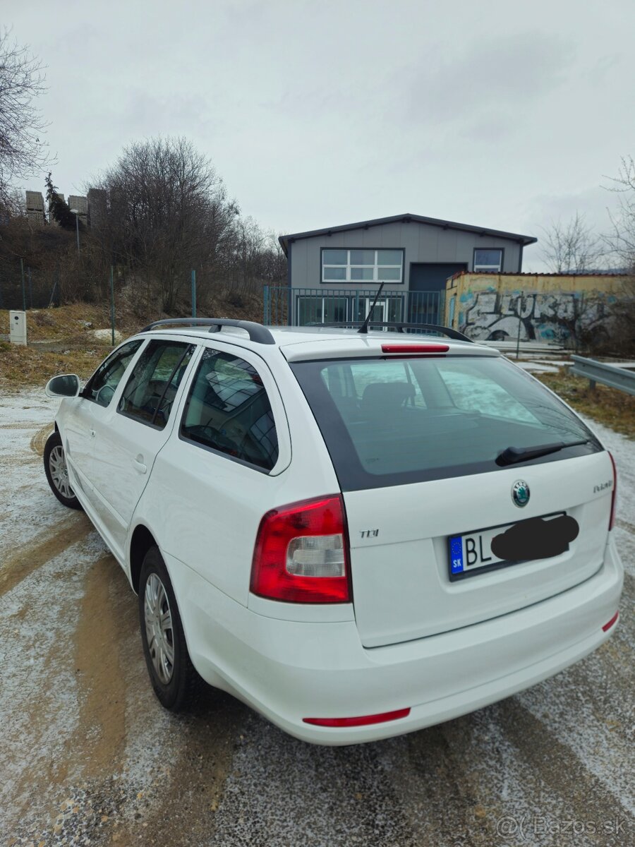 Skoda octavia 1.6tdi 77kw combi 2012 - 4