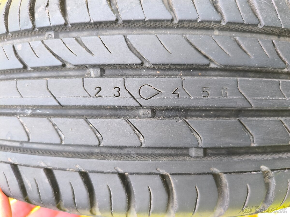 Predám 4kusy Letných pneumatík 175/70 R14 - 4