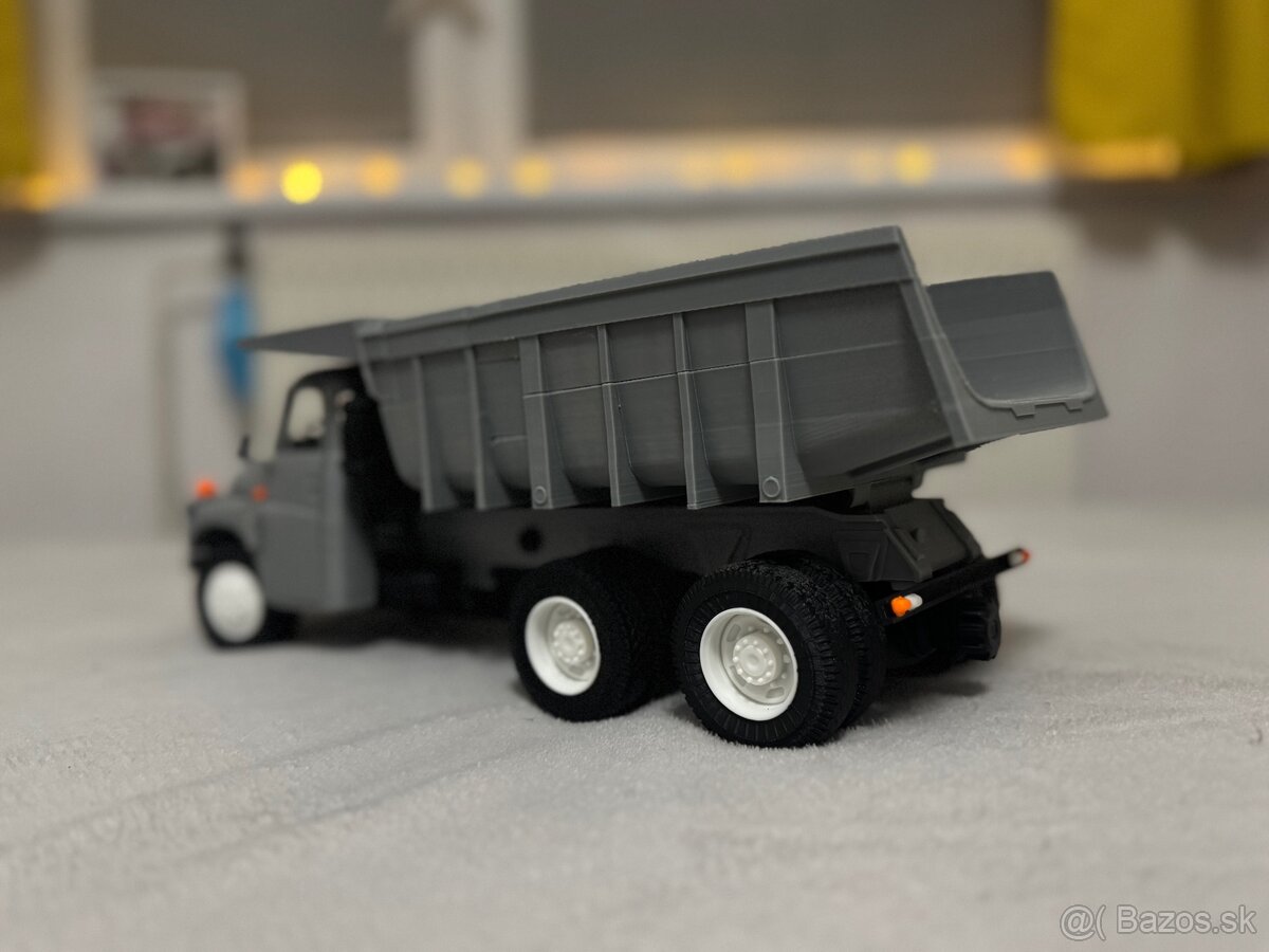 Tatra 148 (S1) 3D tlač 1:18 - 4
