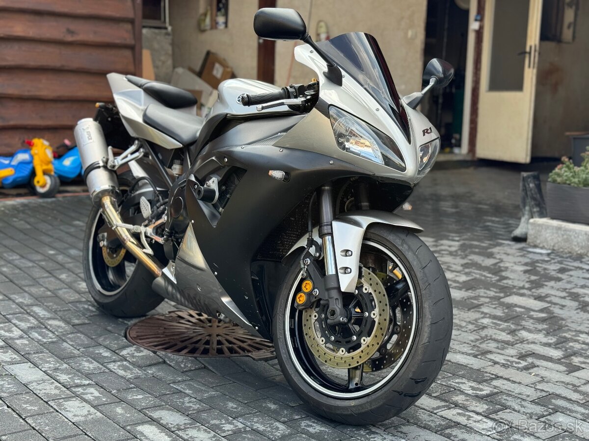 Yamaha YZF R1 2002 - 4