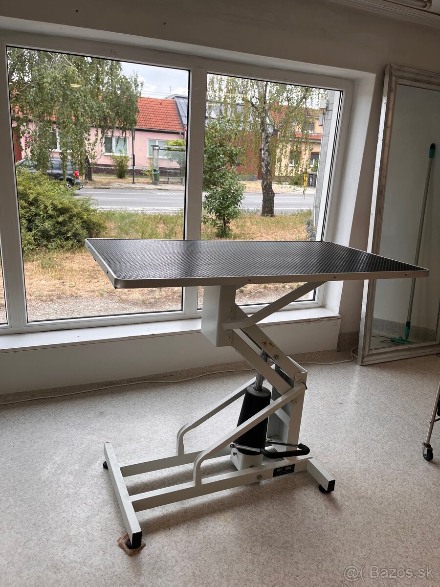 Stoly na strihanie psov - 4