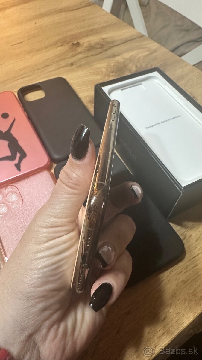 Predám iPhone 11pro gold 256GB - 4