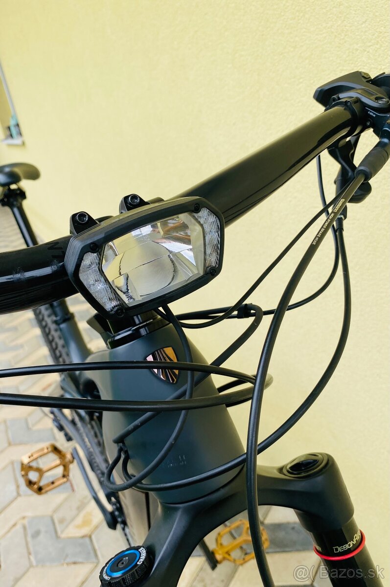 Trek Rail 9.8 XT Project One - 4