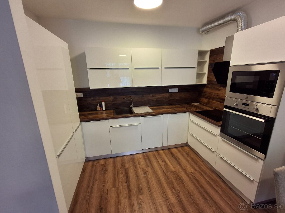Na prenájom 2 izbový byt - Košice, Centrum - 4