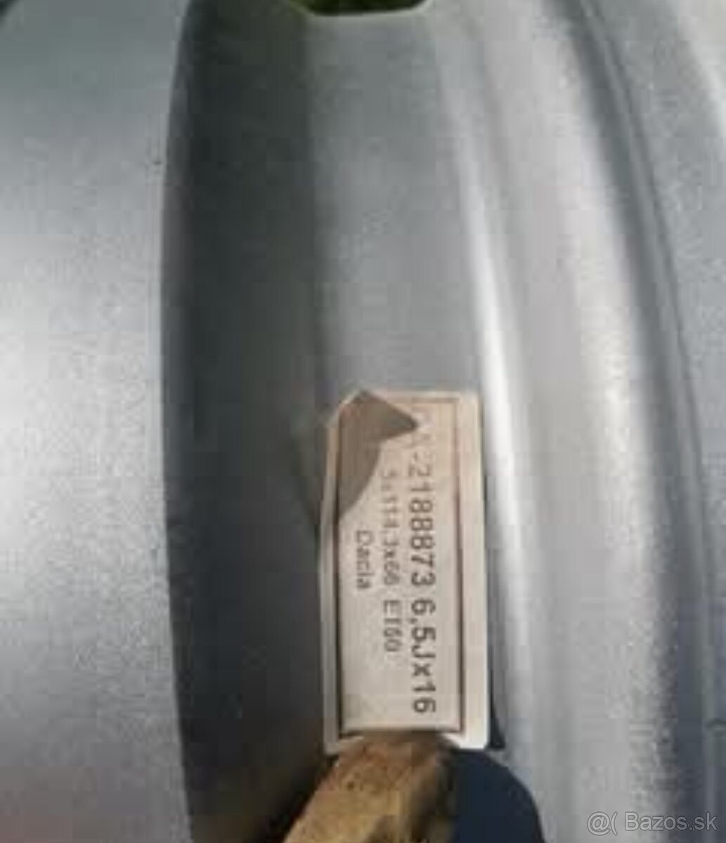 DUSTER 35eur plechový disk ORIGINÁL Renault Veľkosť disku 16 - 4