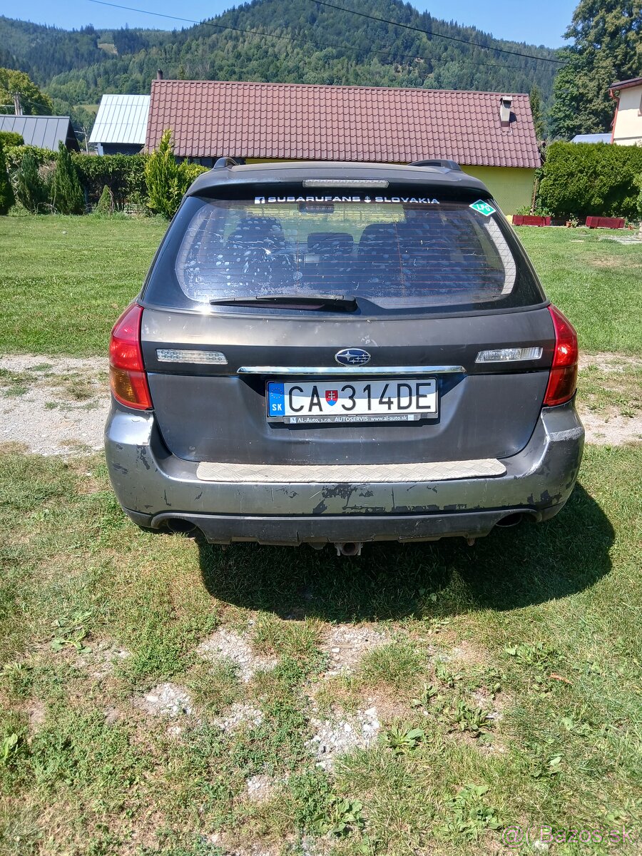Subaru Outback 2.5 MT - 4