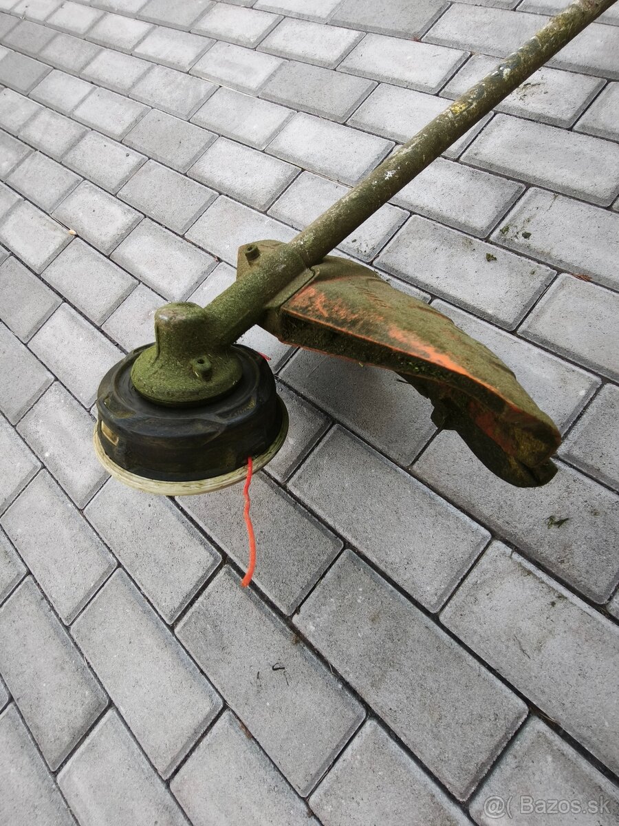 Chrbtový krovinorez Stihl FR410C - 4