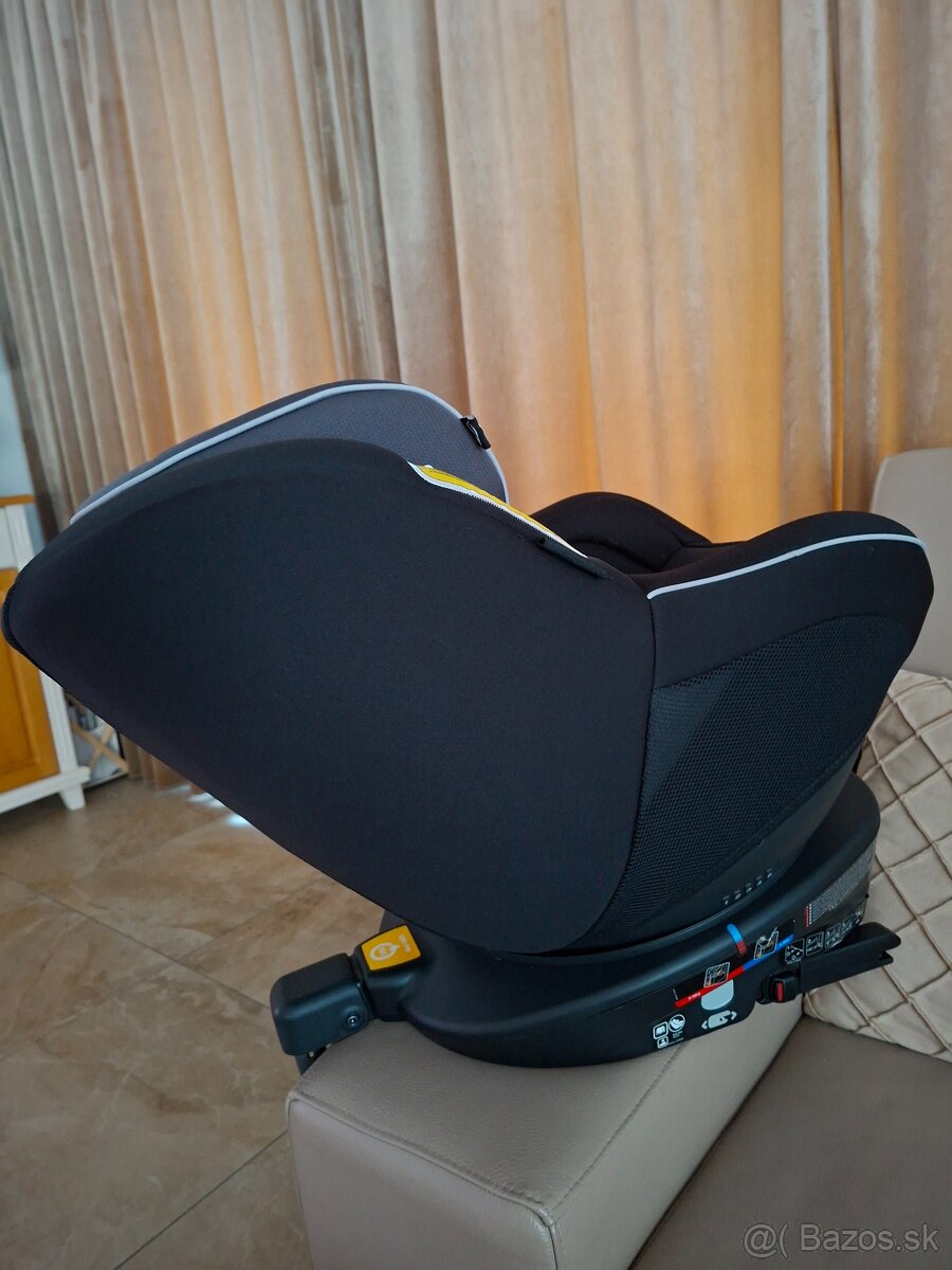 Joie Spin 360 so základňou - 4