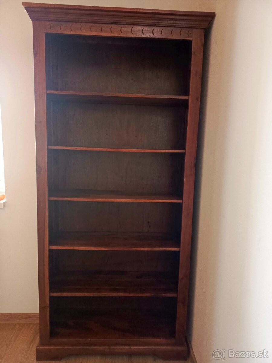 Akáciová knižnica z masivu - 4