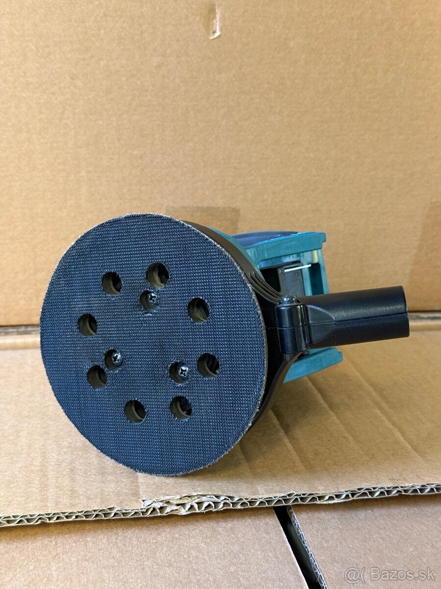 AKU Excentrická brúska Makita - 4