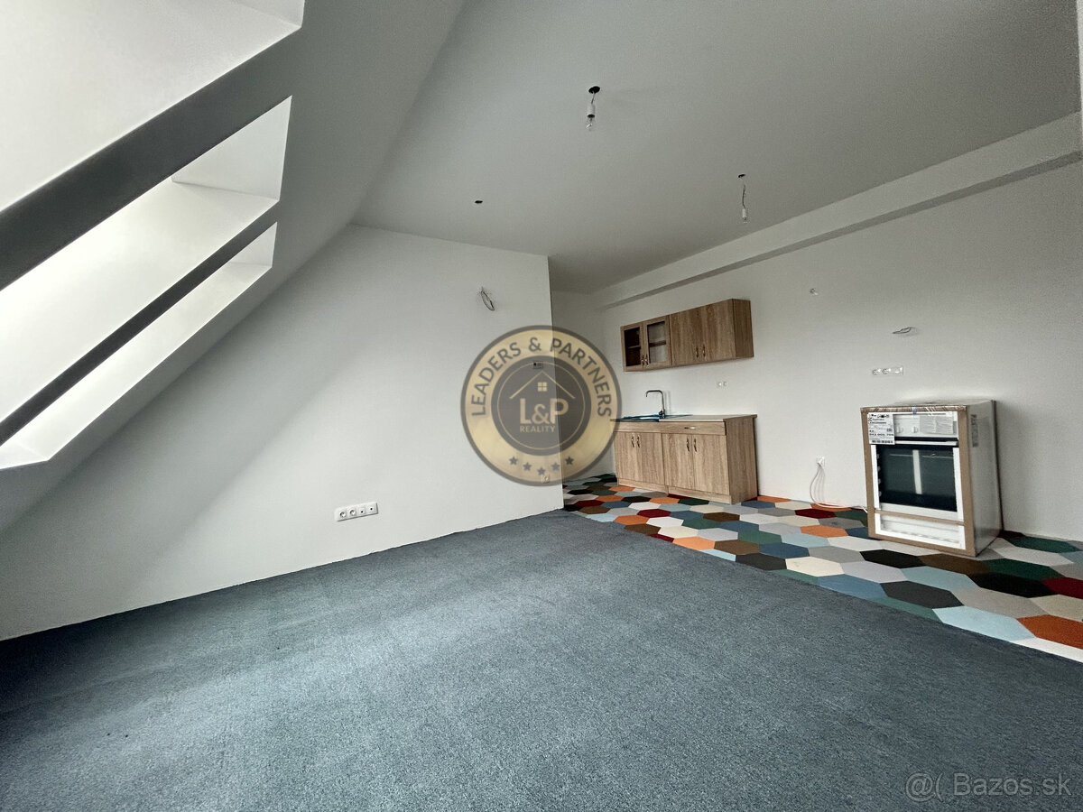 PREDAJ 2izbový byt Bezenye - 4