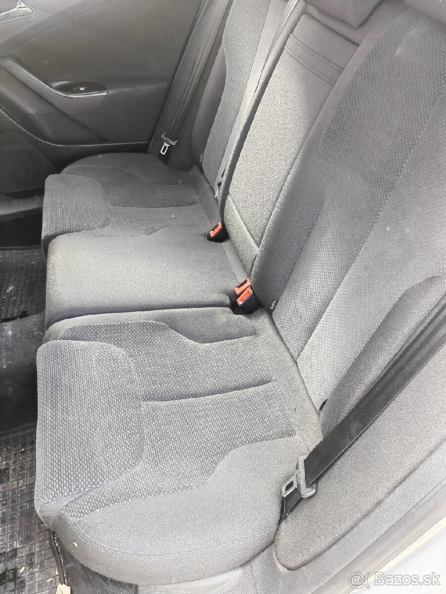 VW Passat Variant diely - 4