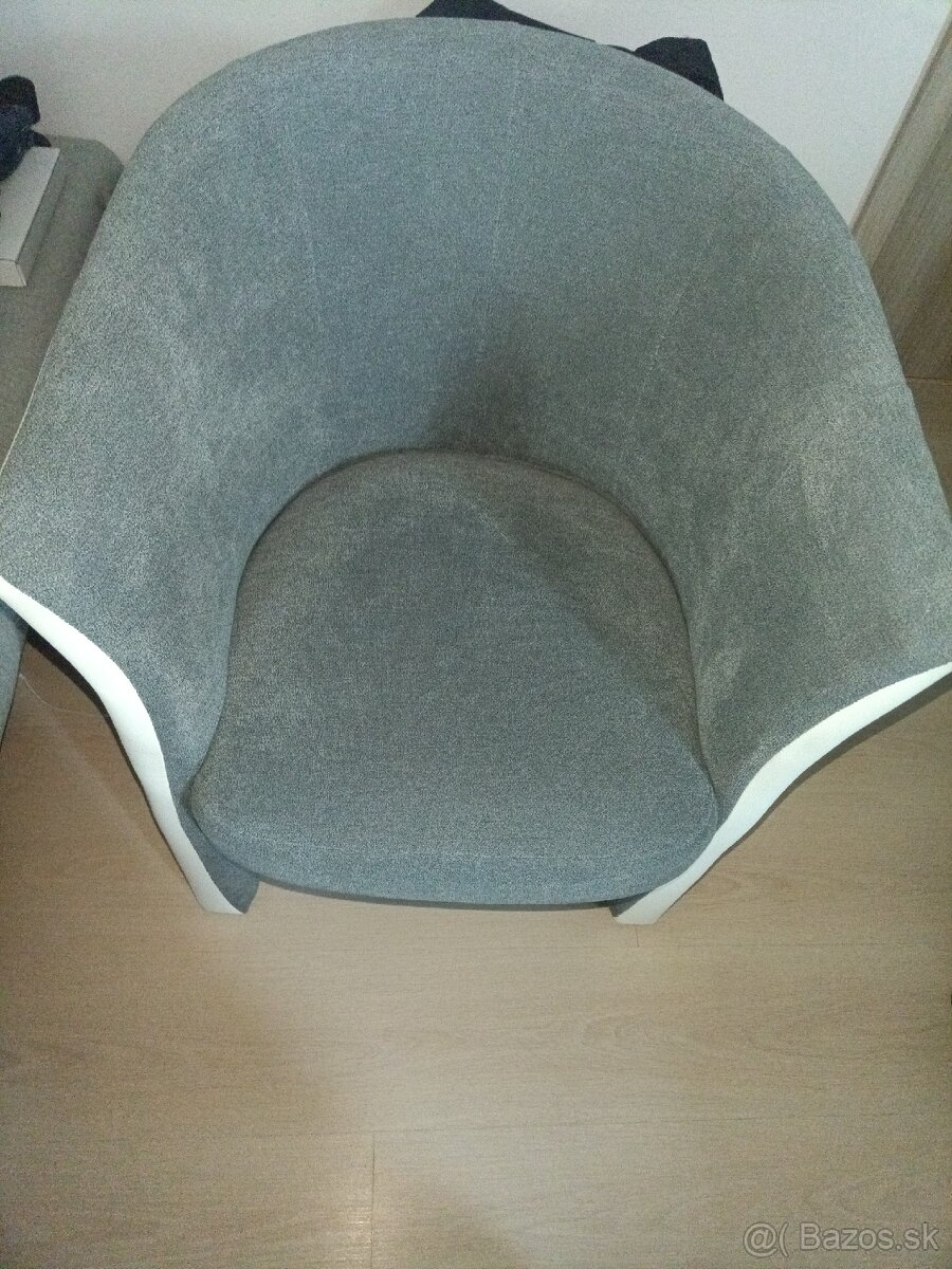 Kreslo - 4