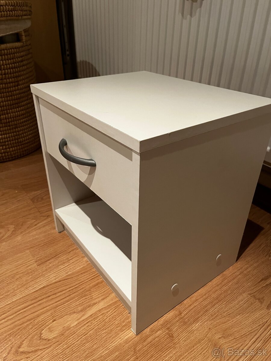 Nábytok - 4