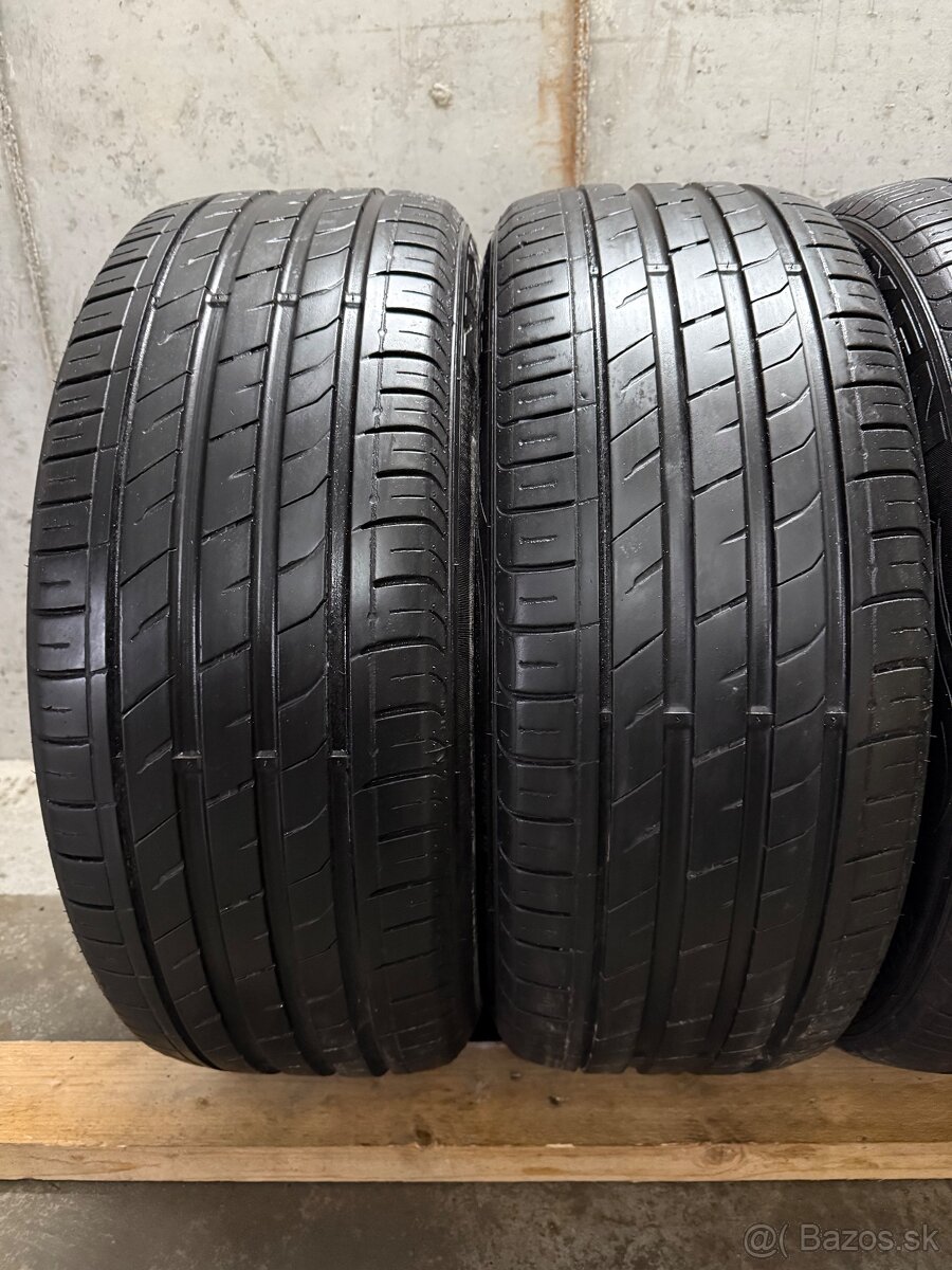 Letné pneumatiky 245/45/19 Nexen NFera SU1 - 4