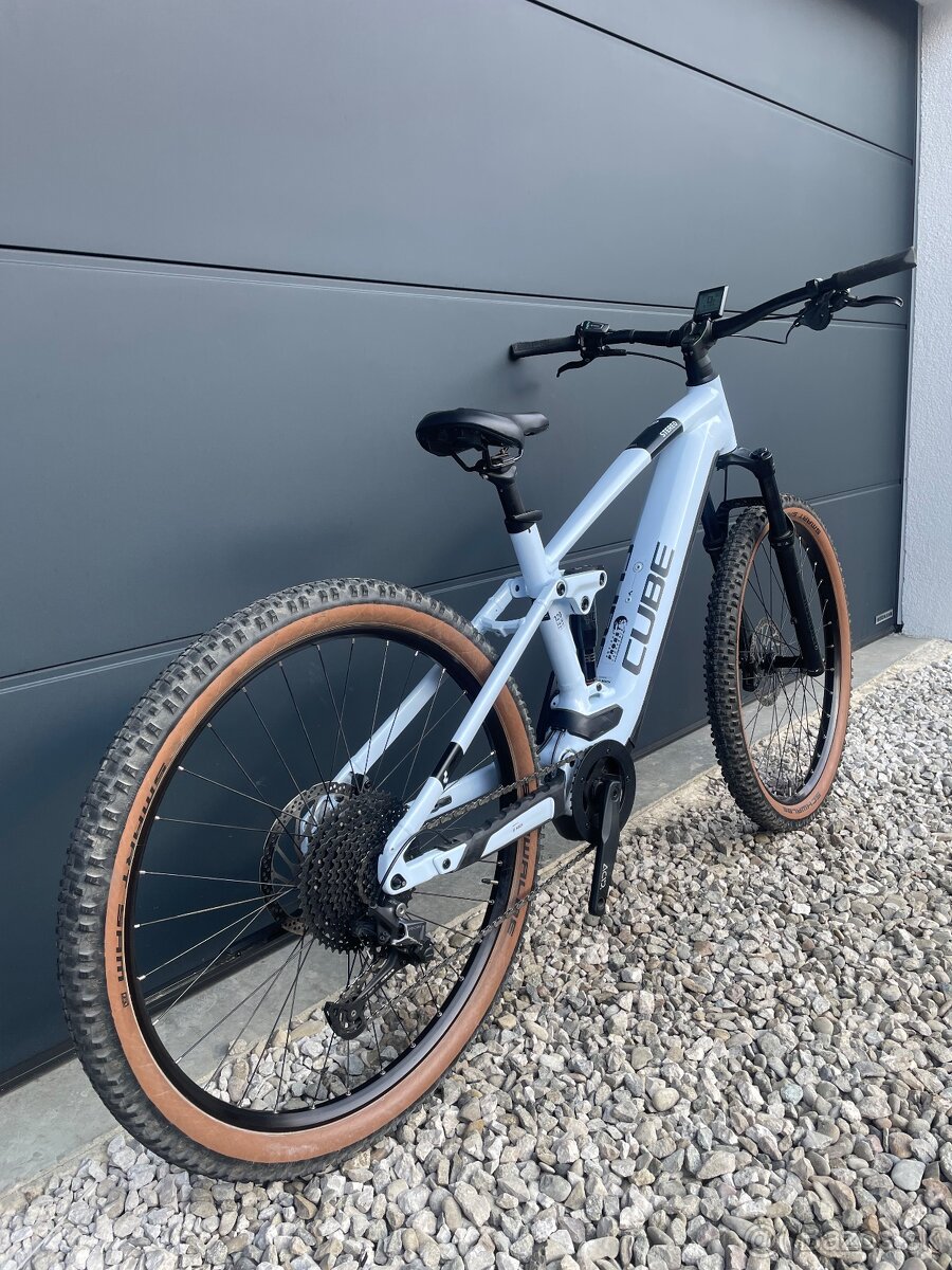 BOSCH Cube Stereo Hybrid Pro 750 - 4