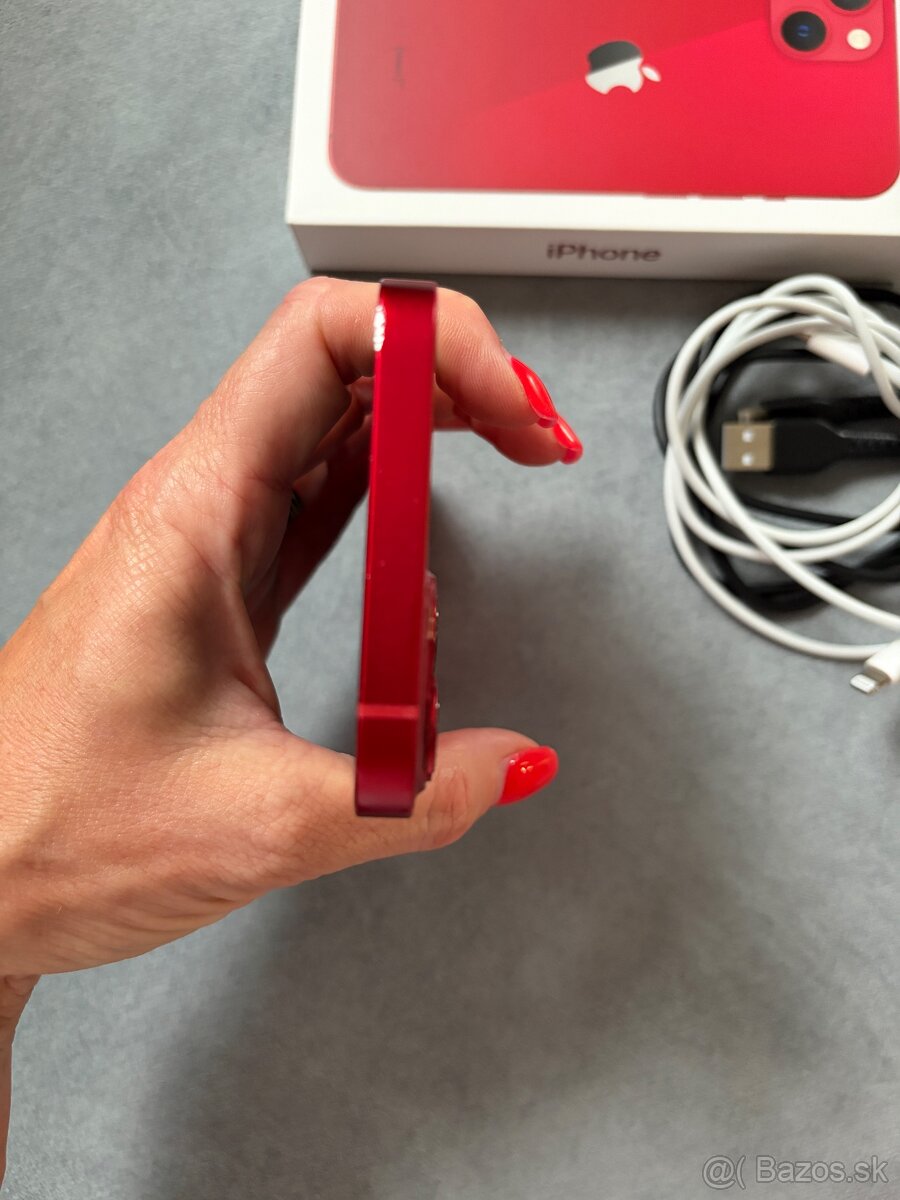 iPhone 13 red 128gb - 4