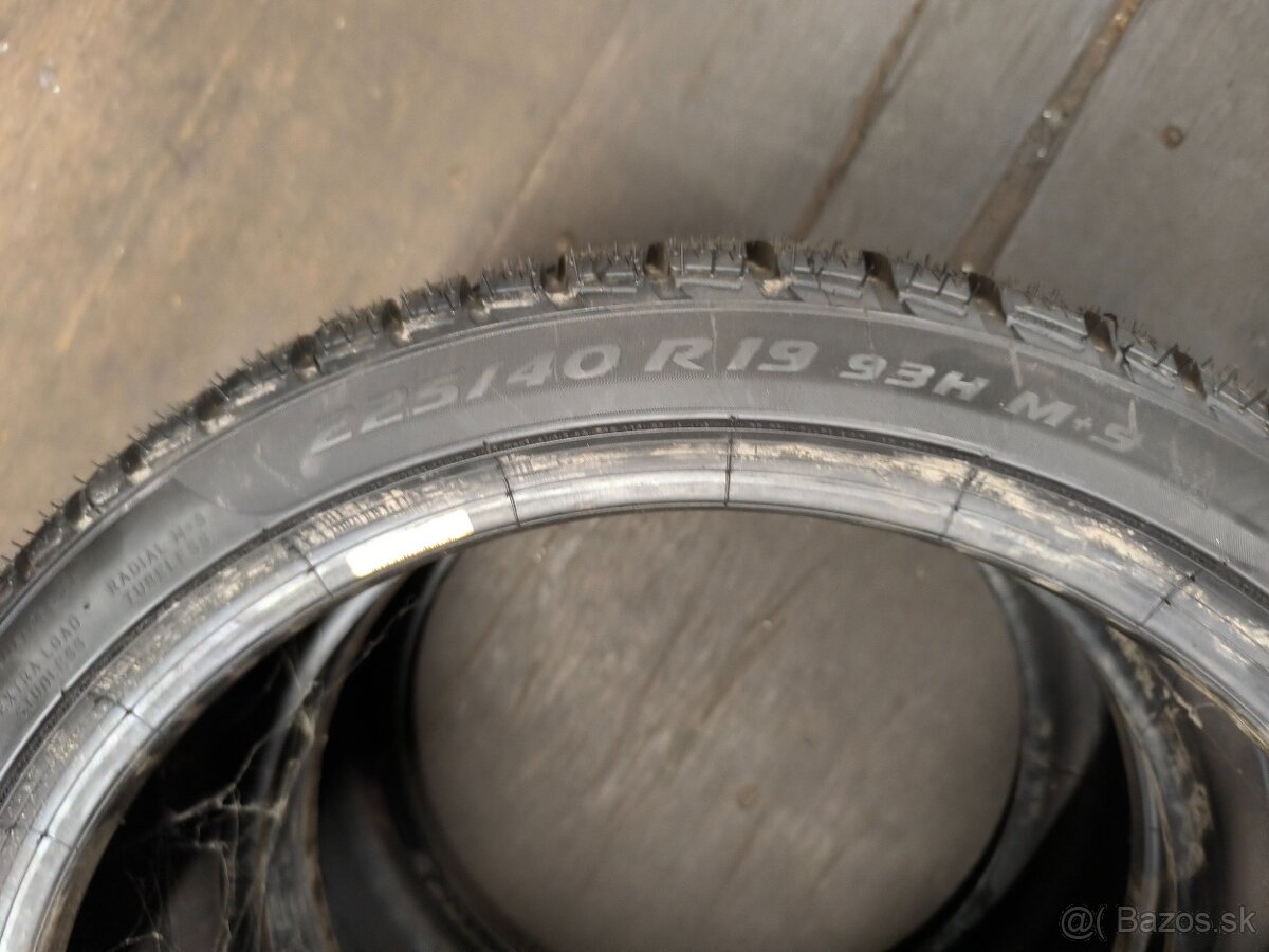 Pirelli Sottozero 3 225/45 R19 93H - 4
