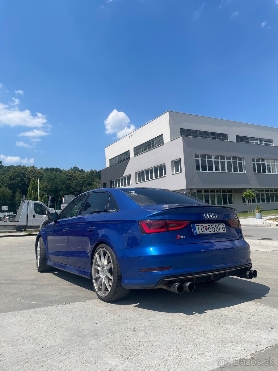 Audi S3 - 4